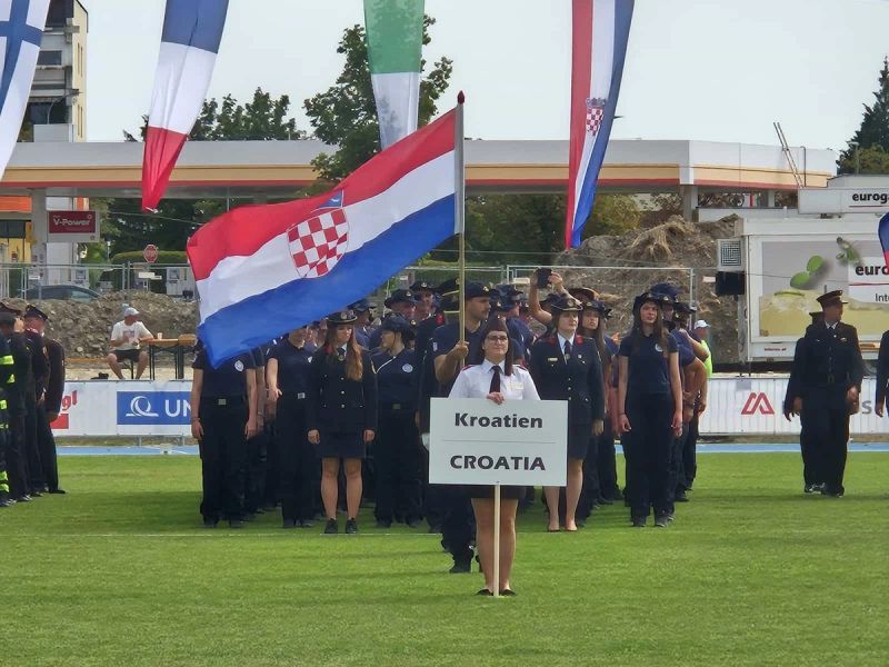 Kaštelanske vatrogaskinje sudjelovale u povijesnom rezultatu, četiri mjesta na pobjedničkom tronu za ekipe iz Hrvatske