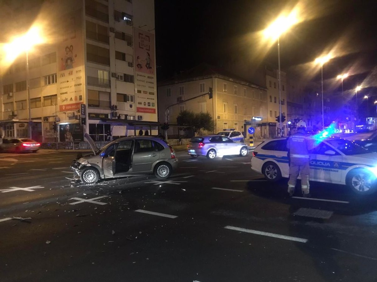 Sudar kod Kroma | foto: Mariana Bucat