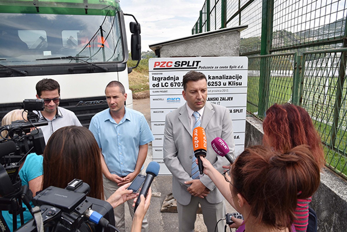 Počela izgradnja kanalizacije, plinovoda i ceste do centra Klisa