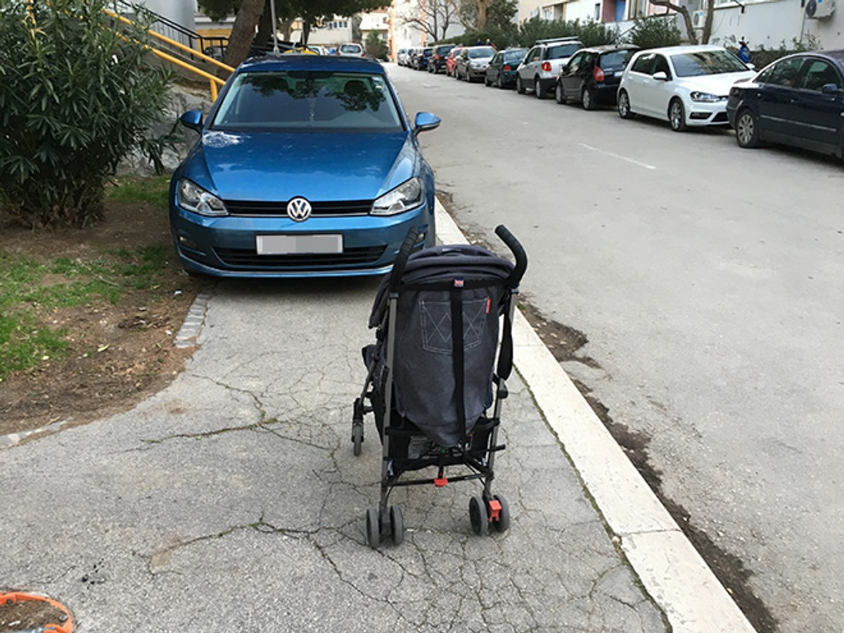 Tipična slika sa Skalica: 'Što da radim, kome da se javim?'