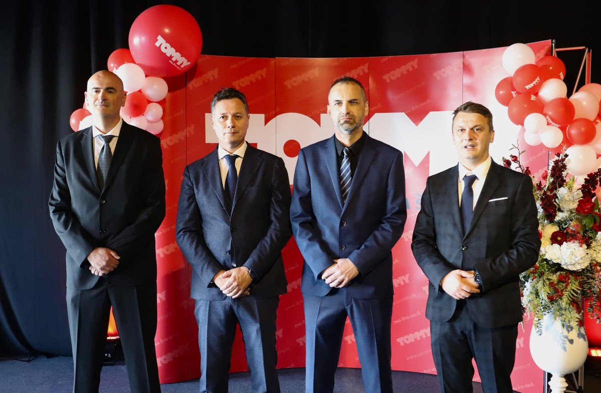 FOTO/VIDEO Otvoren novi logističko-distributivni centar tvrtke Tommy u Dugopolju