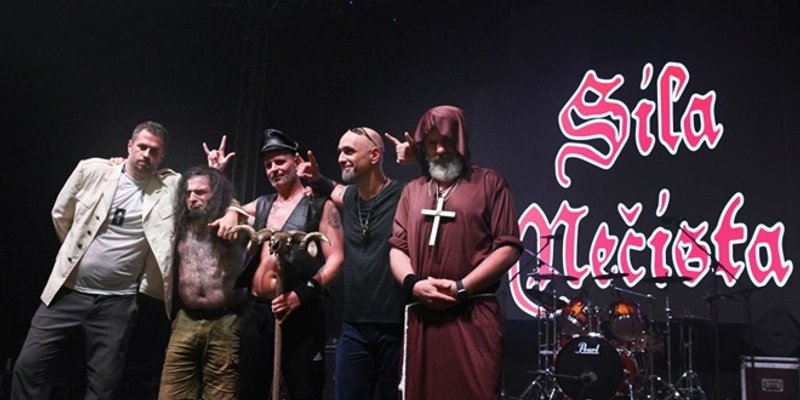  OKO SAURONA I GRLOM U JAGODE Dva nova singla Sile Nečiste