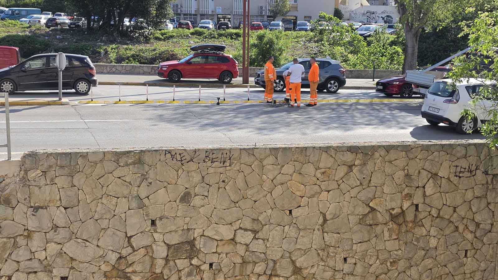 STALI NA KRAJ 'KAMIKAZAMA' Kod Kauflanda osvanule prepreke koje vozačima više ne ostavljaju prostor za divljanje