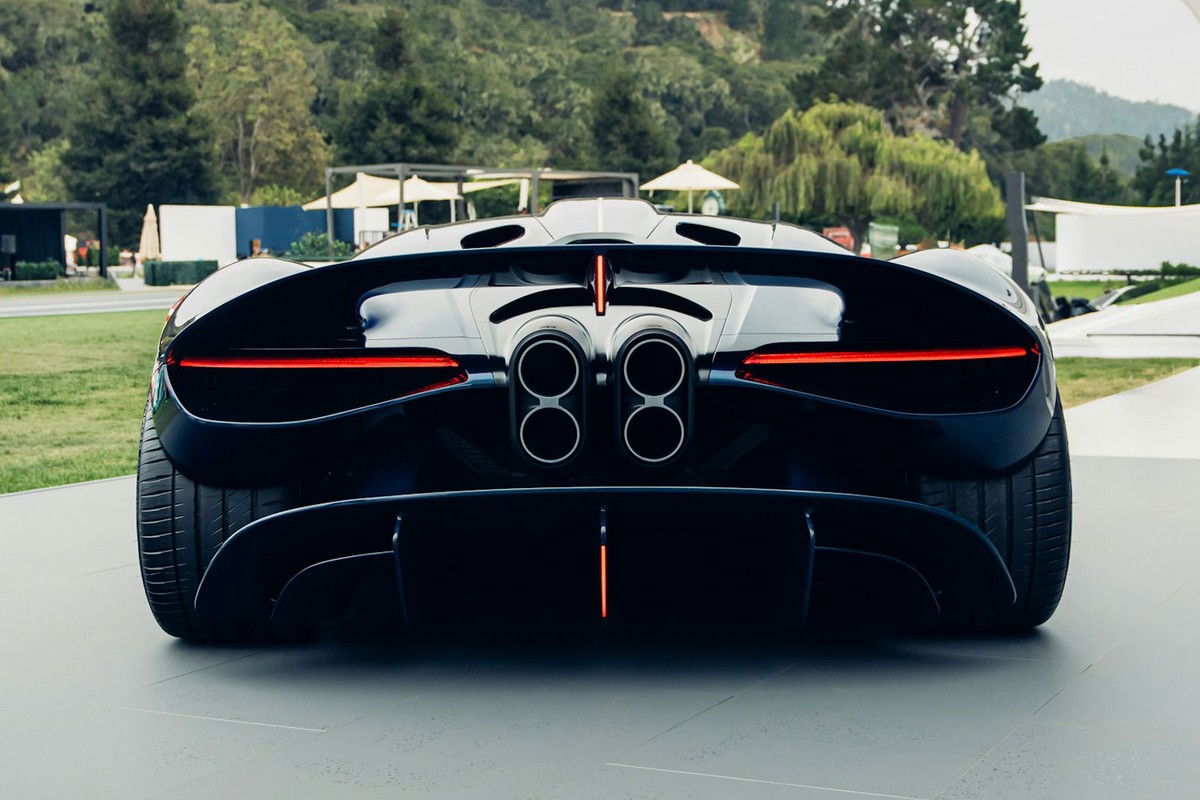Destrier ekskluzivno predstavljen na Monterey Car Weeku