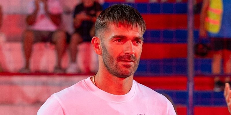 FOTO/VIDEO Marku Livaji navijački trofej 'Hajdučko srce'!