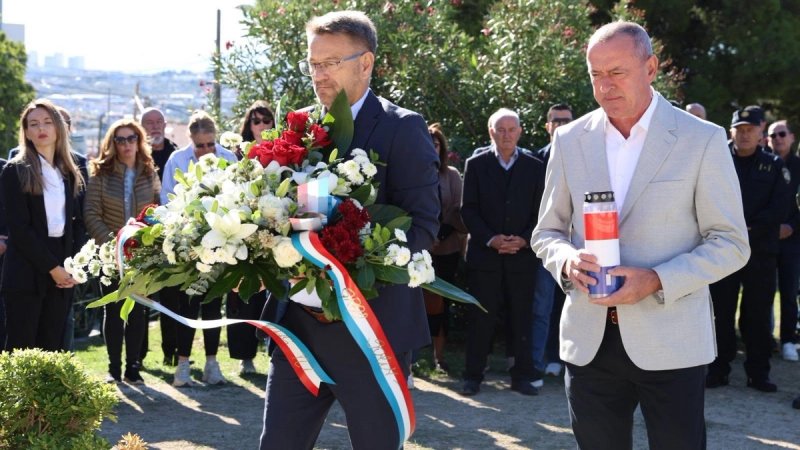 Solin odao počast Nenadu Režiću: Prije 35 godina položio je život za domovinu