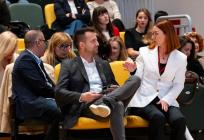 Kako zaštititi djecu online? Stručnjaci i učenici u Trogiru tražili odgovore