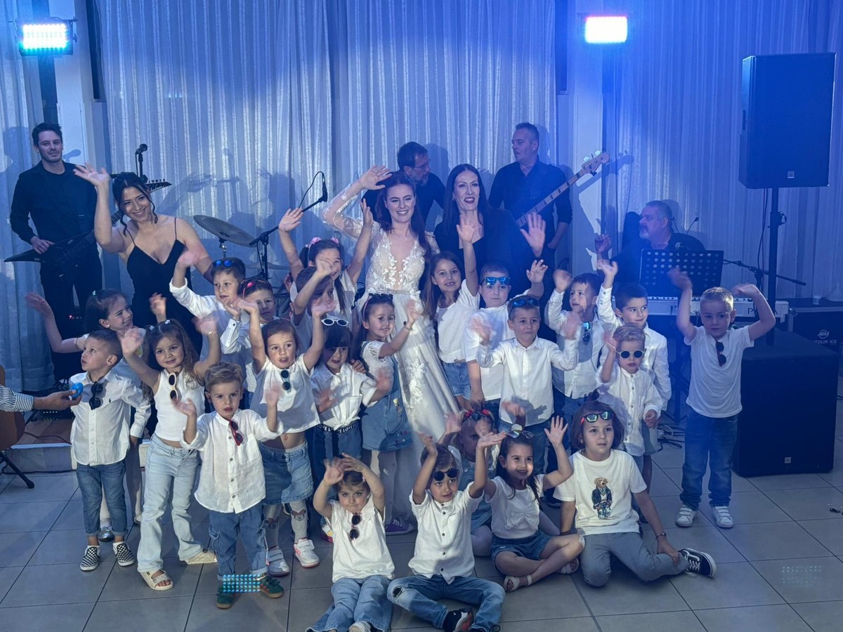 VIDEO Pogledajte kako su djeca iz vrtića Bambini iznenadila tetu na njenom vjenčanju