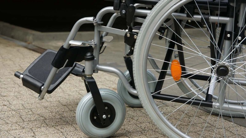APEL S PLOKITA Škola i kotarske prostorije trebaju pristup za osobe s invaliditetom