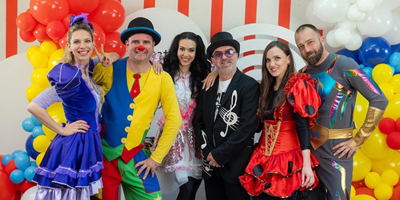 Plesni klub D'N'F i klaun Šarenko za Svetog Nikolu pripremaju spektakl na Gripama