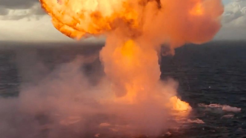 VIDEO Raketa Elona Muska, koja bi trebala odvesti ljude na Mjesec, eksplodirala iznad oceana