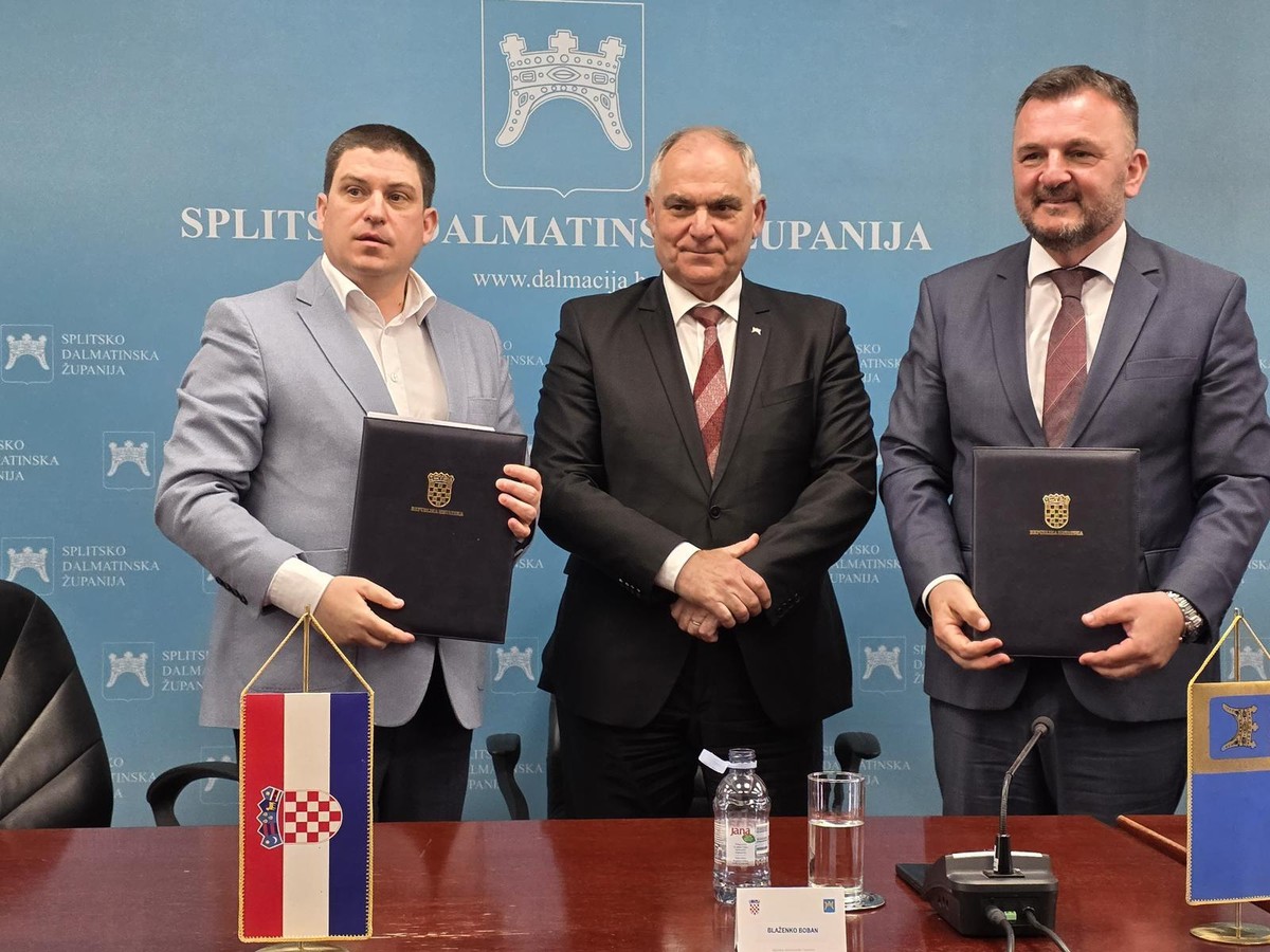 VRIJEDNA INVESTICIJA Za dvije godine uređenom cestom preko Tugara do Omiša