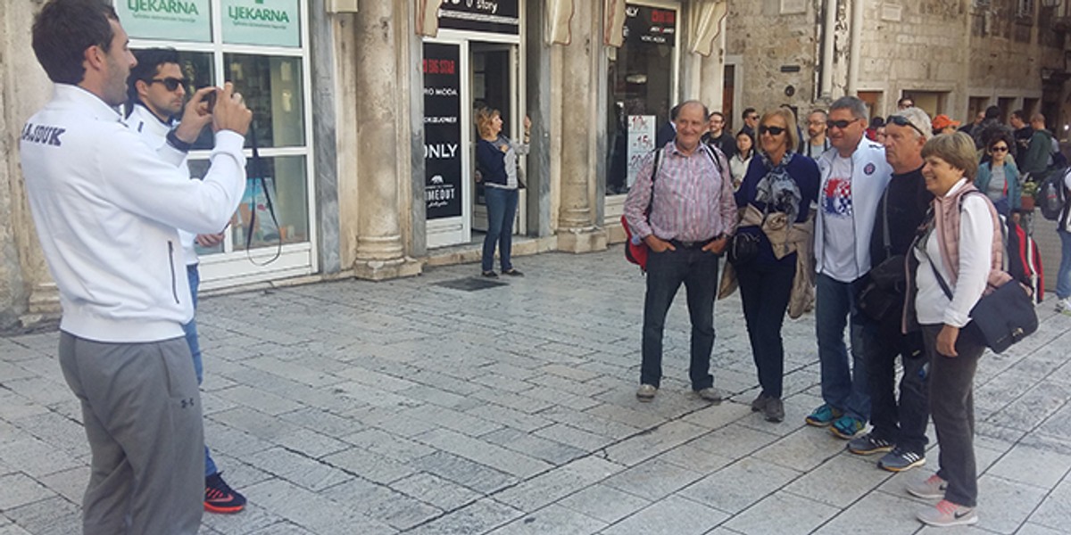 UŽIVO Potpisan ugovor Našeg Hajduka i Tommyja, gori Pjaca!; Mario Pašalić se javio videozidom: 'Ili jesmo ili nismo, a znam da jesmo!'