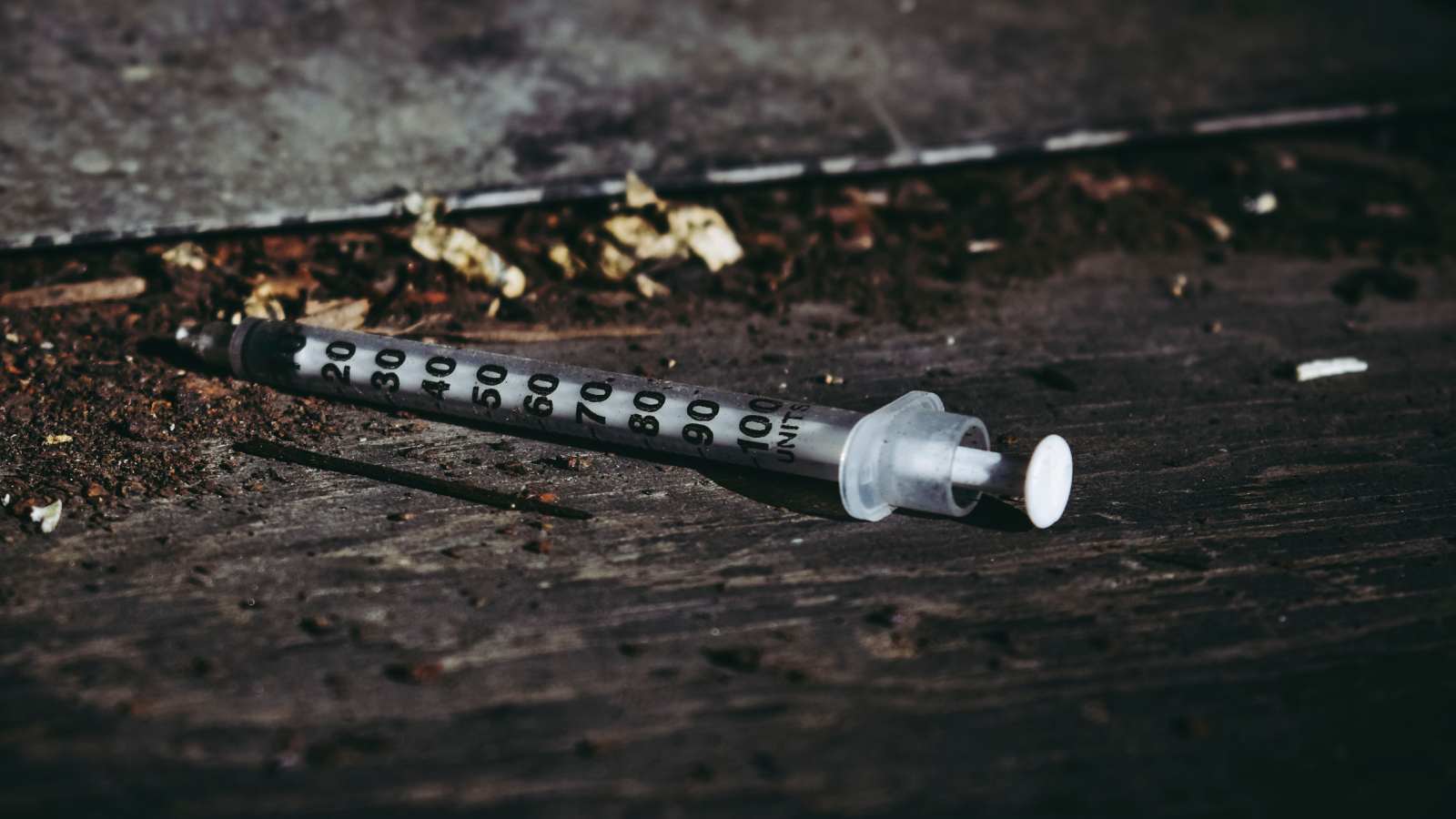 Postoji li izlaz iz pakla ovisnosti? Hrvatsko nadzemlje u Splitu traži odgovore