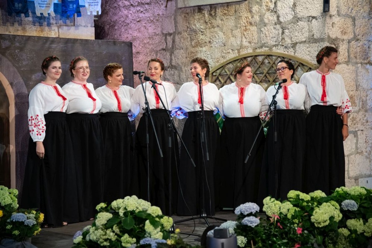 Prva finalna večer FDK-a Omiš | foto: FDK Omiš/Vicko Vidan