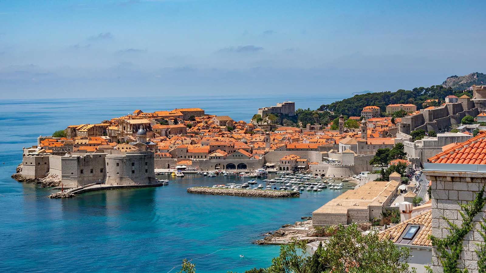 Prvi val turista stigao na Jadran: 'Sezona bi mogla biti vrlo uspješna'