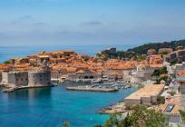Prvi val turista stigao na Jadran: 'Sezona bi mogla biti vrlo uspješna'