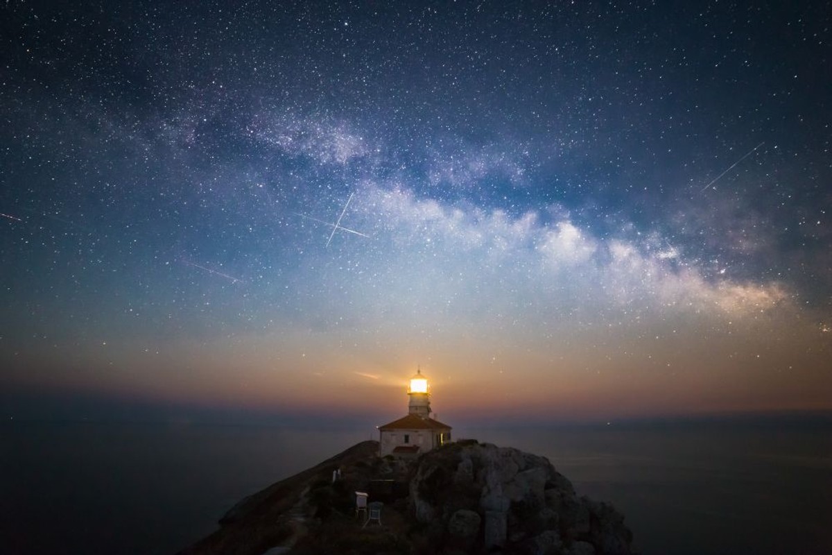 VELJKOVA FOTO-KRITIKA: Odlične svjetlosne fotografije za kraj godine!