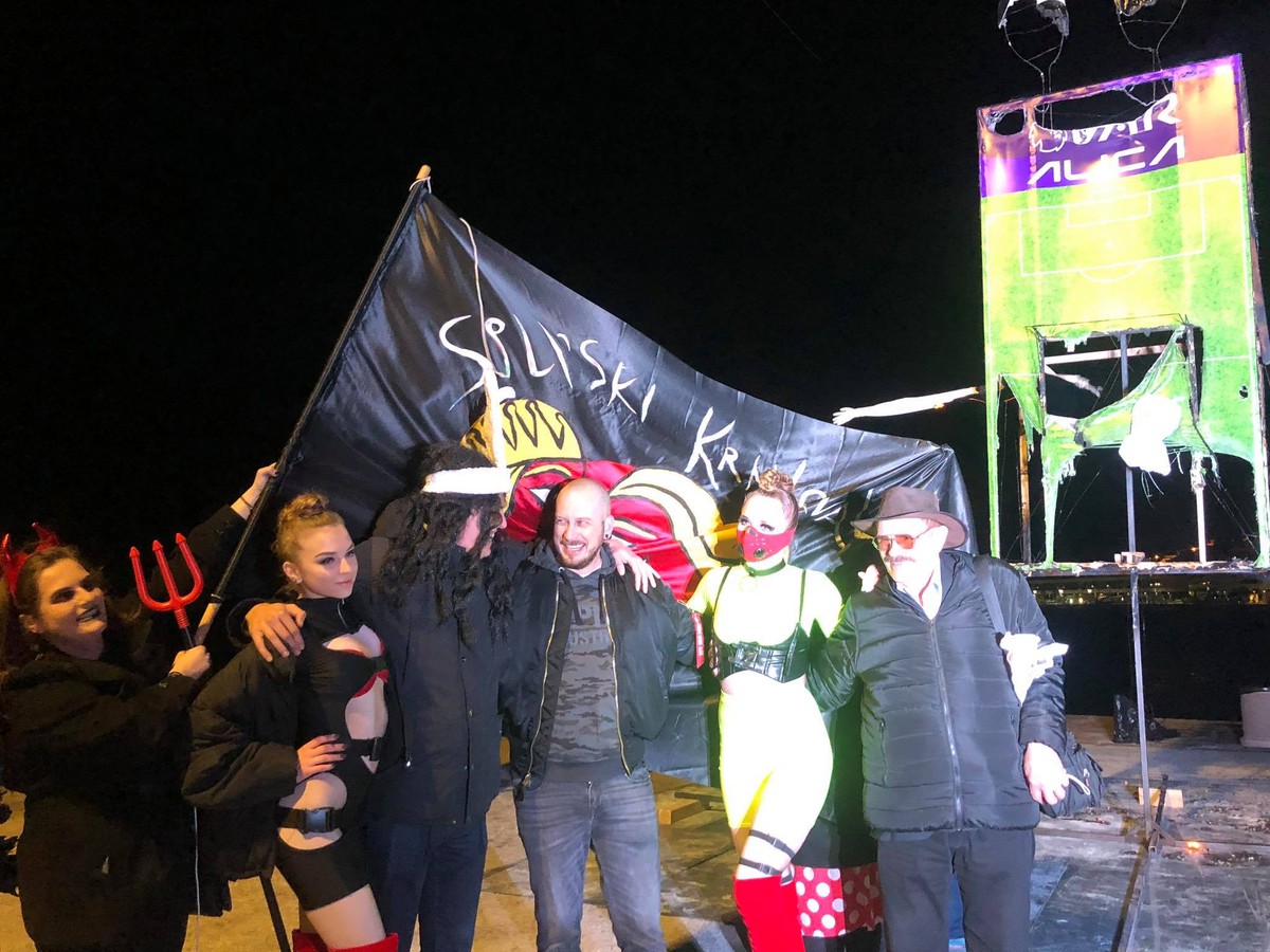 UŽIVO 'SPLITSKI KRNJEVAL' Grdović: Tornado pozdravlja Torcidu! Publika: Igraj, Zadre, volimo te mi!