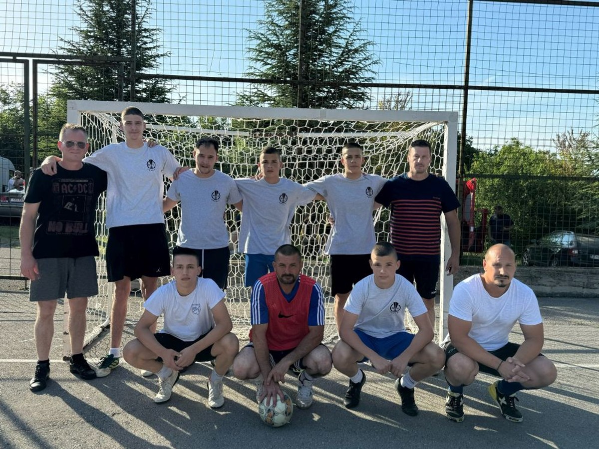 Malonogometni turnir po prezimenima