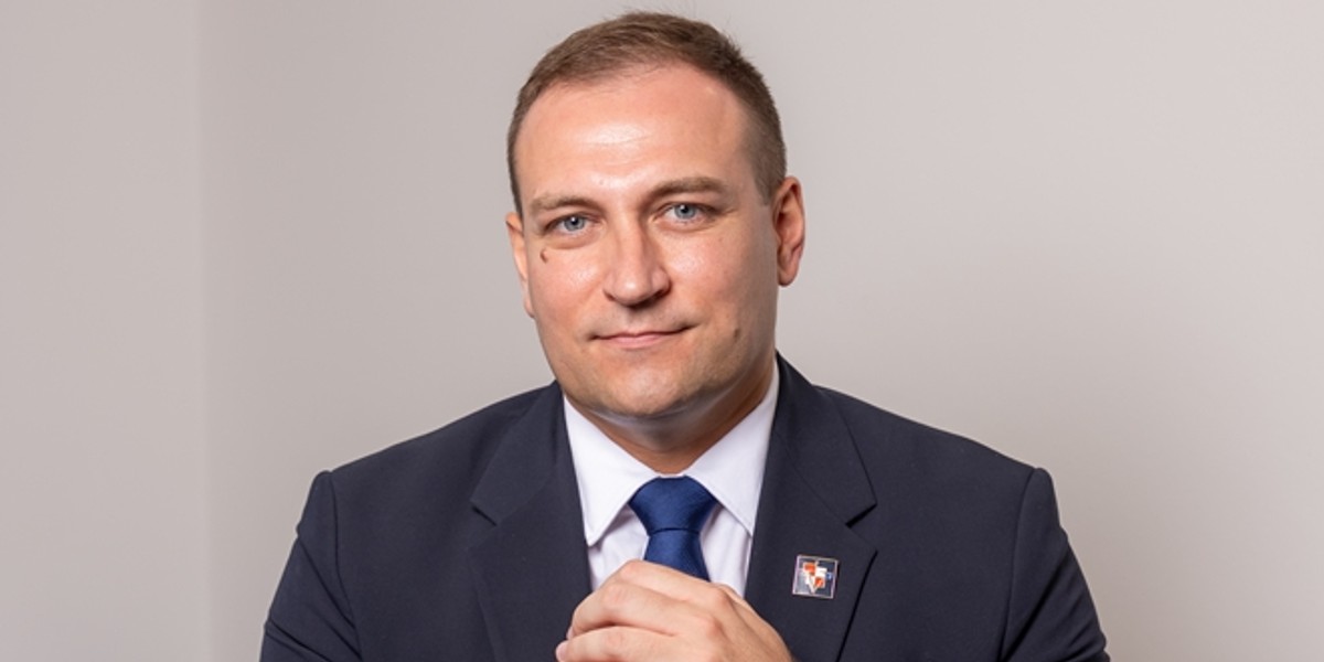 VLAJČIĆ ODGOVORIO BAUKU 'Sjedit će i dalje u hladovini oporbe dok im politiku vodi Severina'