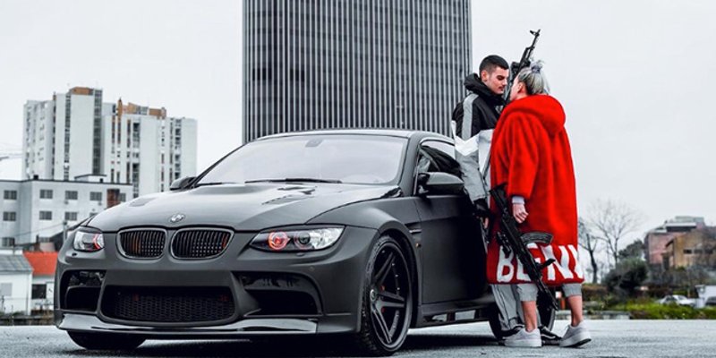 Splitski influencer opet kažnjen zbog fotografije s oružjem