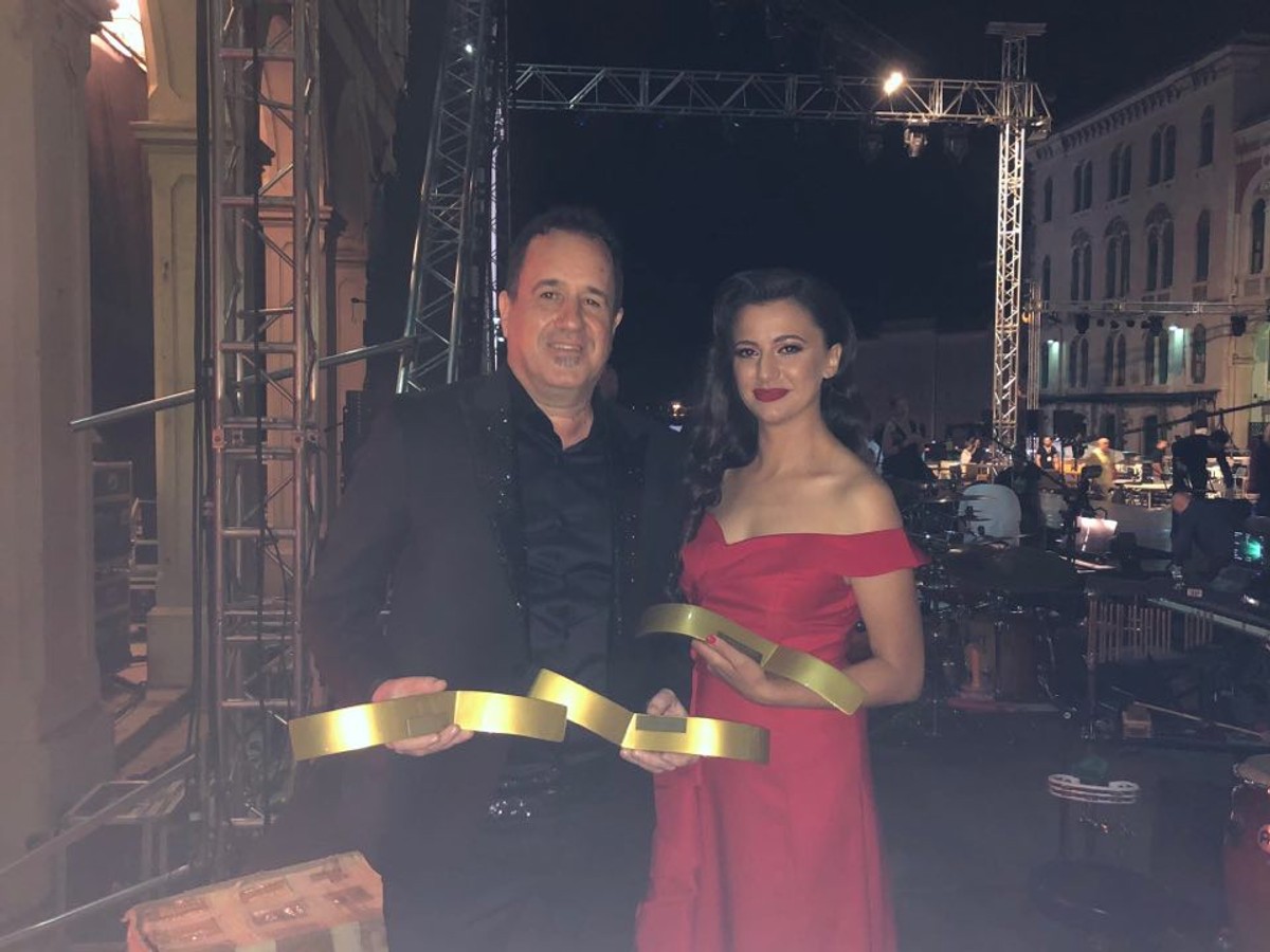 VIDEO Prema sudu publike pobjednici 60. Splitskog festivala su Neno Belan i Zorana Kačić Čatipović s pjesmom 'Čarobna stvar'