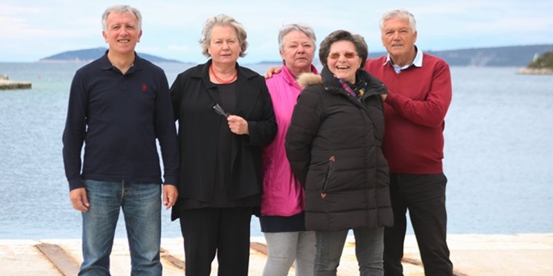 AJMO ZA DRVENIK Nezavisna lista natječe se za mjesta u mjesnom odboru