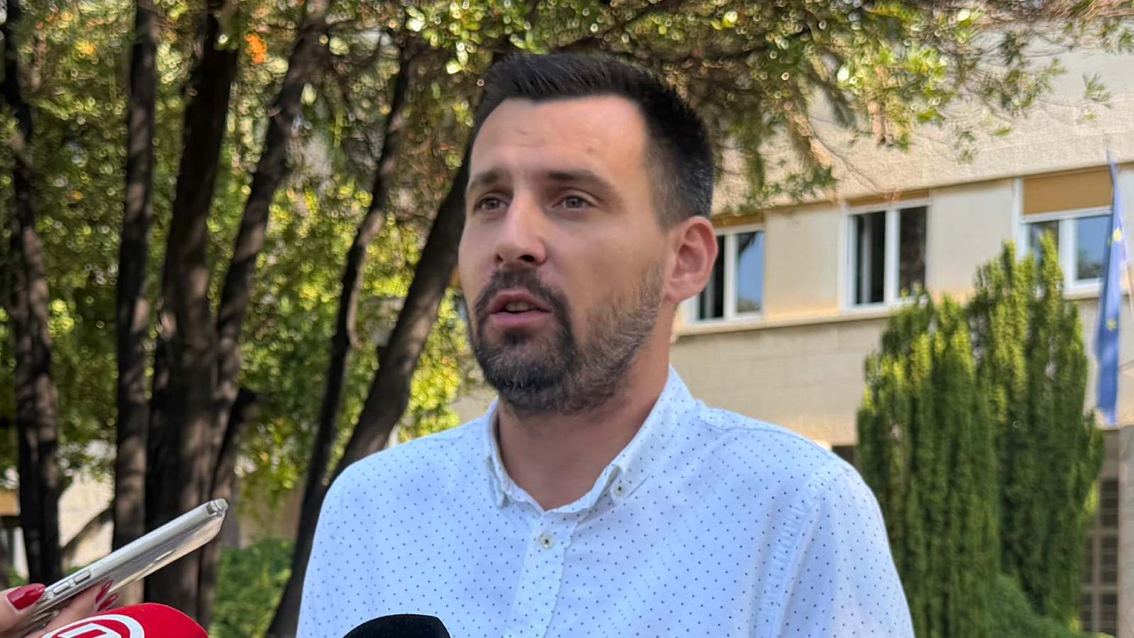 Račun od 12.000 eura izazvao politički obračun: Ivošević traži da USKOK i DORH istraže poslovanje Grada, oglasio se prozvani Nikolić