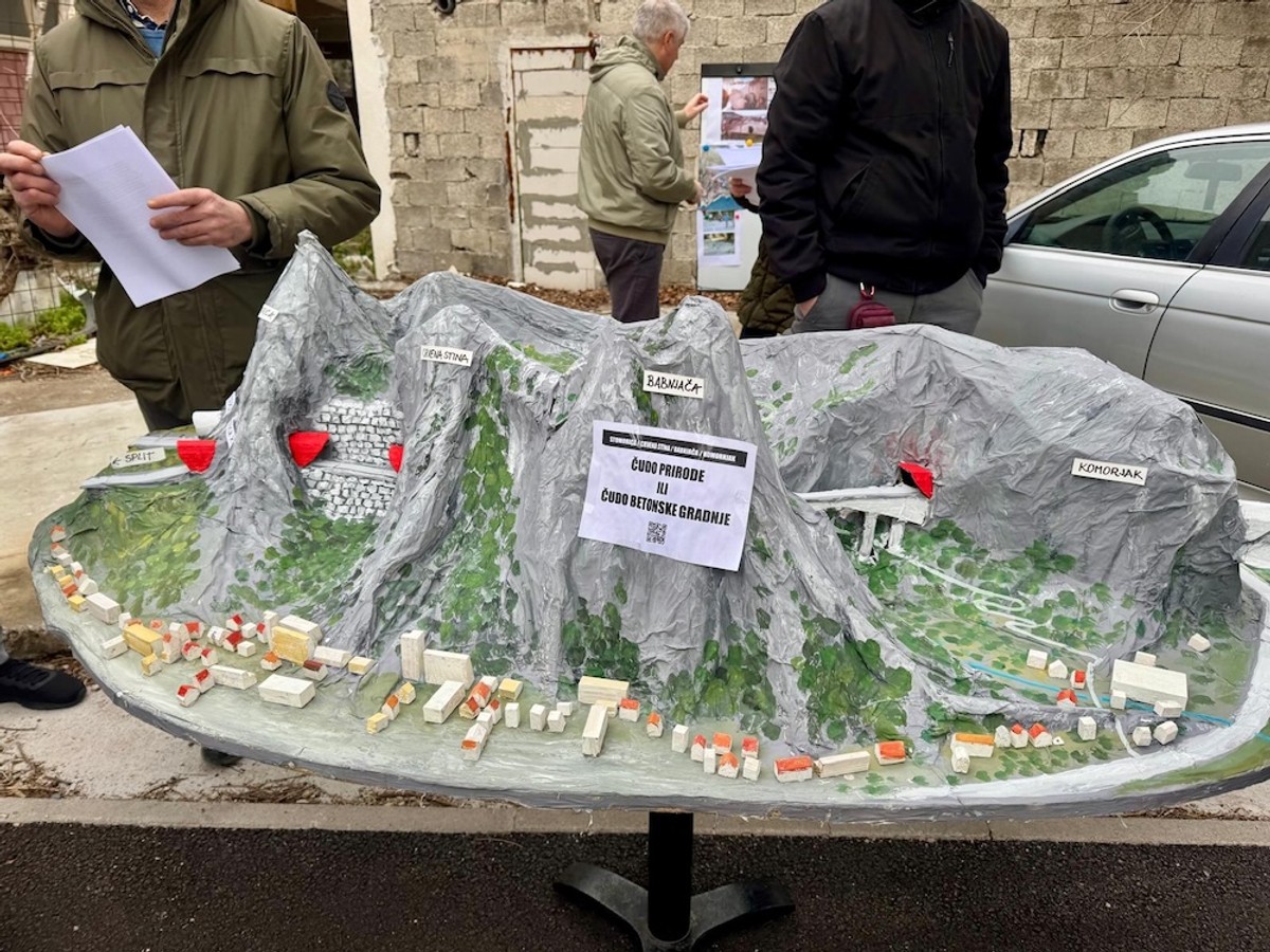 SPREMA SE NOVI PROSVJED U OMIŠU: 'Svaka stijena koja padne na grad dobit će ime po političarima, zabrinuti smo za živote građana'