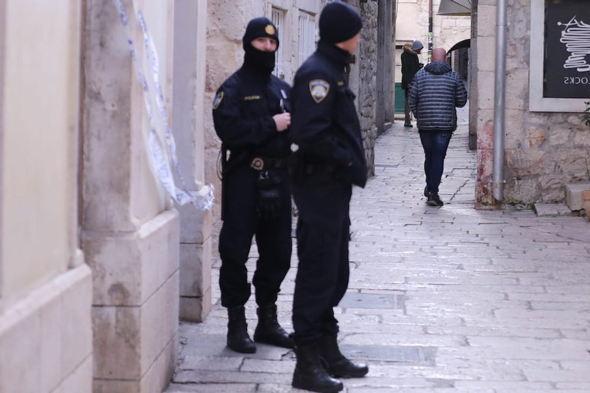 UŽAS U SPLITU Mrtav muškarac pronađen na ulici