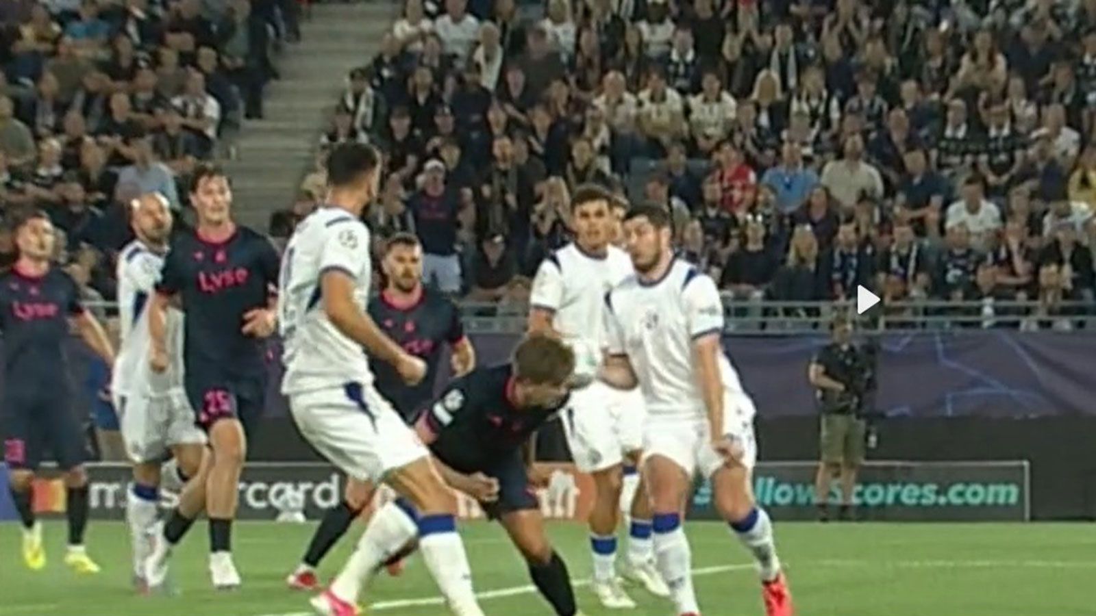 Viking svladao Dinamo i izborio grupnu fazu Lige prvaka