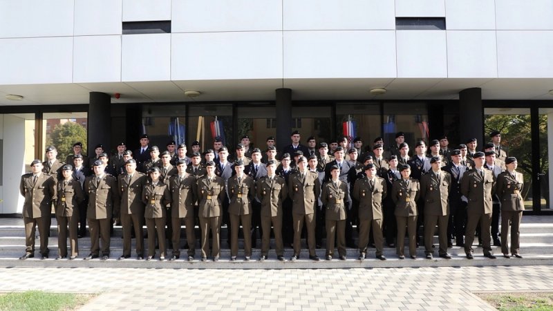 Prvi časnički činovi za 65 kadeta i kadetkinja