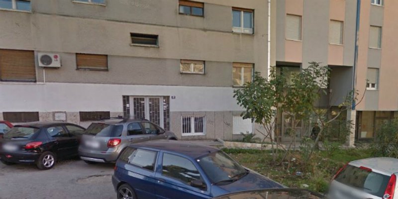 VRIJEĐAO MORALNE OSJEĆAJE Splićanin gol ležao na zidu, mora platiti 189 kuna