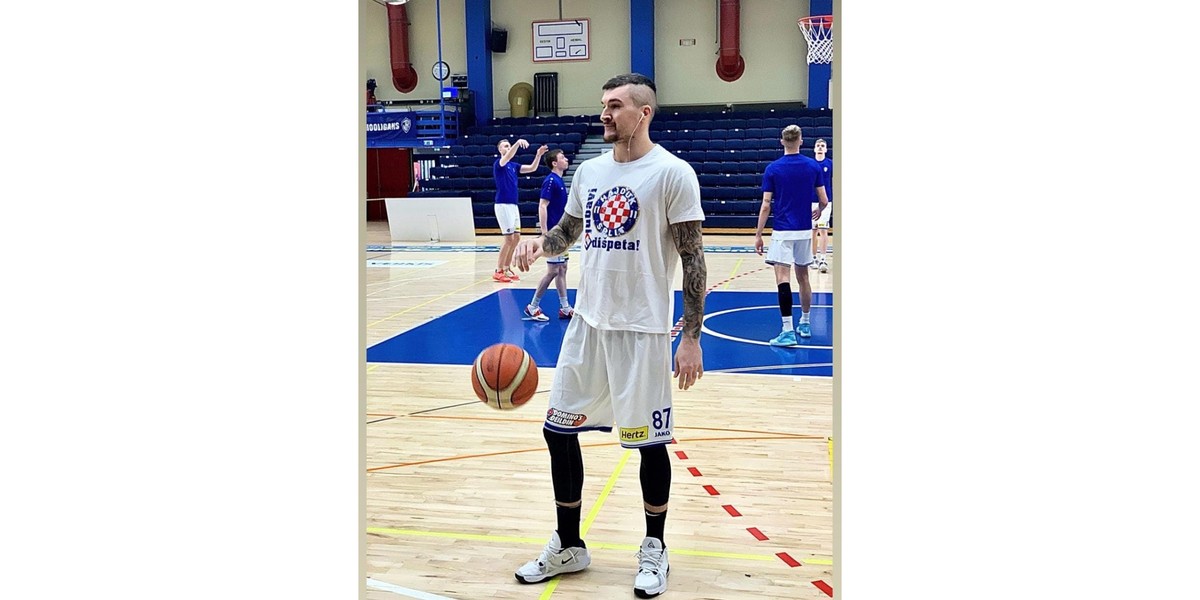 FOTO Splitski košarkaš na zagrijavanje izašao u majici Hajduka