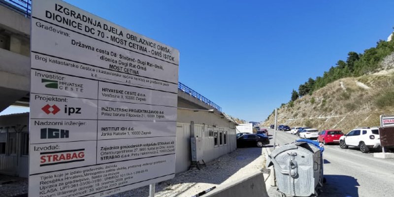 ZATVARA SE CESTA OD OMIŠA PREMA GATIMA: 'Preko Cetine vozit će brodice. Drugog rješenja nije bilo'