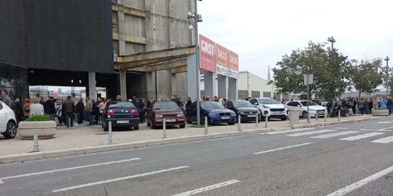 VIDEO: LIJEČNICI OSTALI DULJE Svi alergičari u Spaladium Areni su cijepljeni