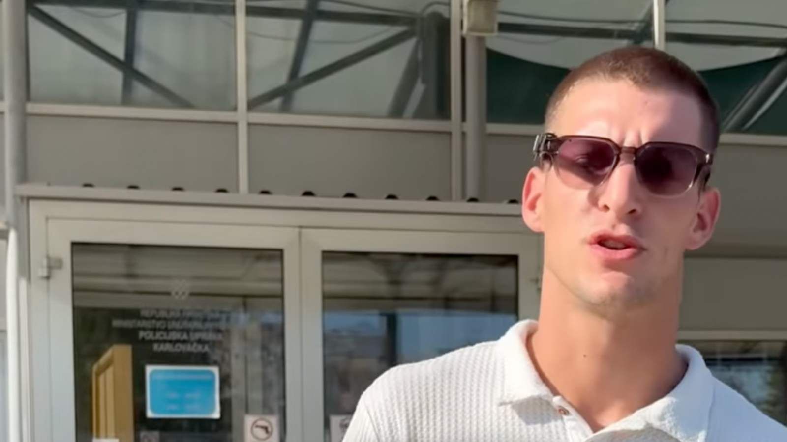 Mladi Karlovčanin koji je napravio pobunu u policiji objavio novi video: 'Nisam svetac ni heroj...'