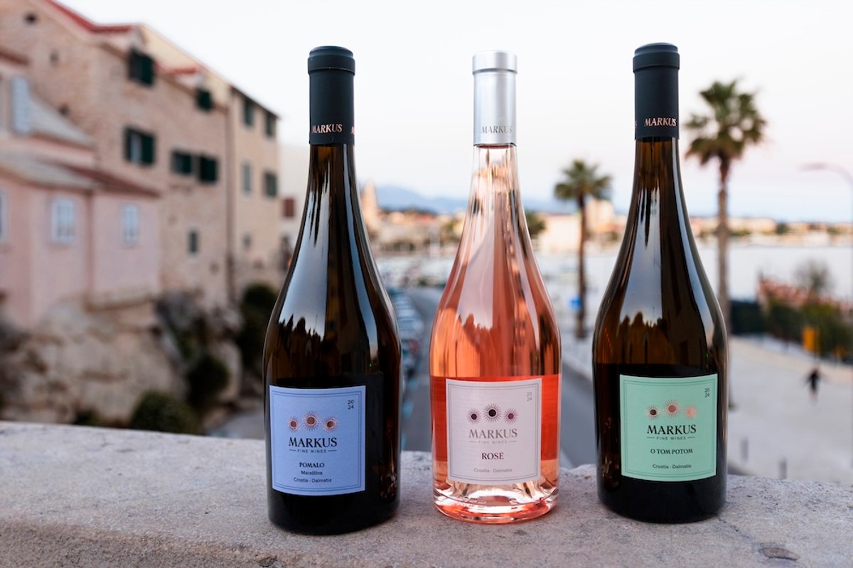 FOTO Vinarija Markus odradila je prvu berbu na Šolti: Kadrovi su impresivni