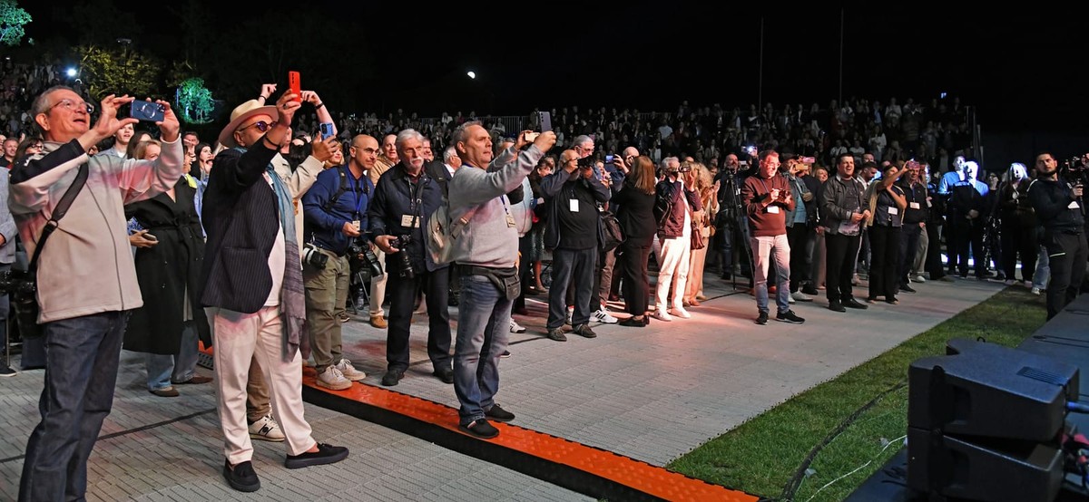 Brojna poznata lica na posebnom koncertu Tereze Kesovije, donosimo još dvije velike fotogalerije 
