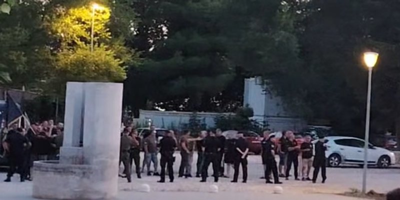 VIDEO: NEMIRI U BENKOVCU Branitelji i navijači prosvjeduju protiv Nosi se festivala