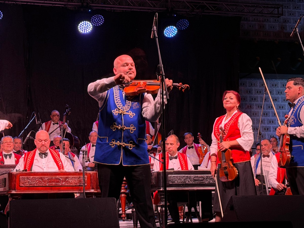 FOTO '100 romskih violina' oduševilo publiku na Gripama