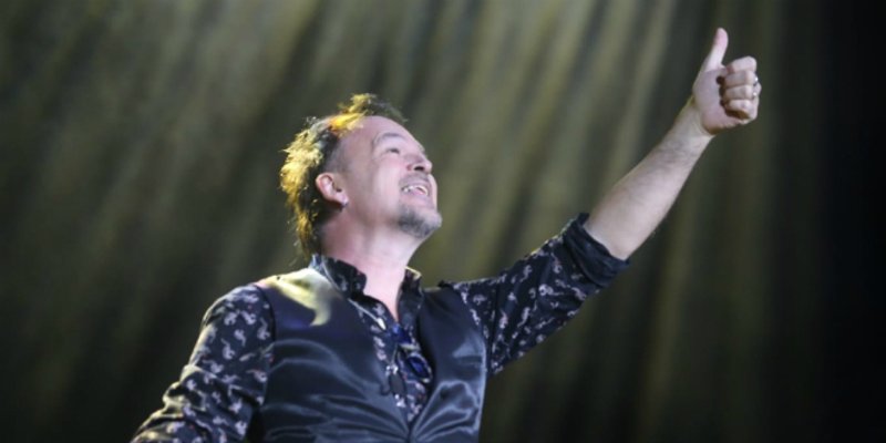 VIDEO Gibonni se prisjetio kako su ga vršnjaci gađali mrtvim golubom jer je išao na satove klavira