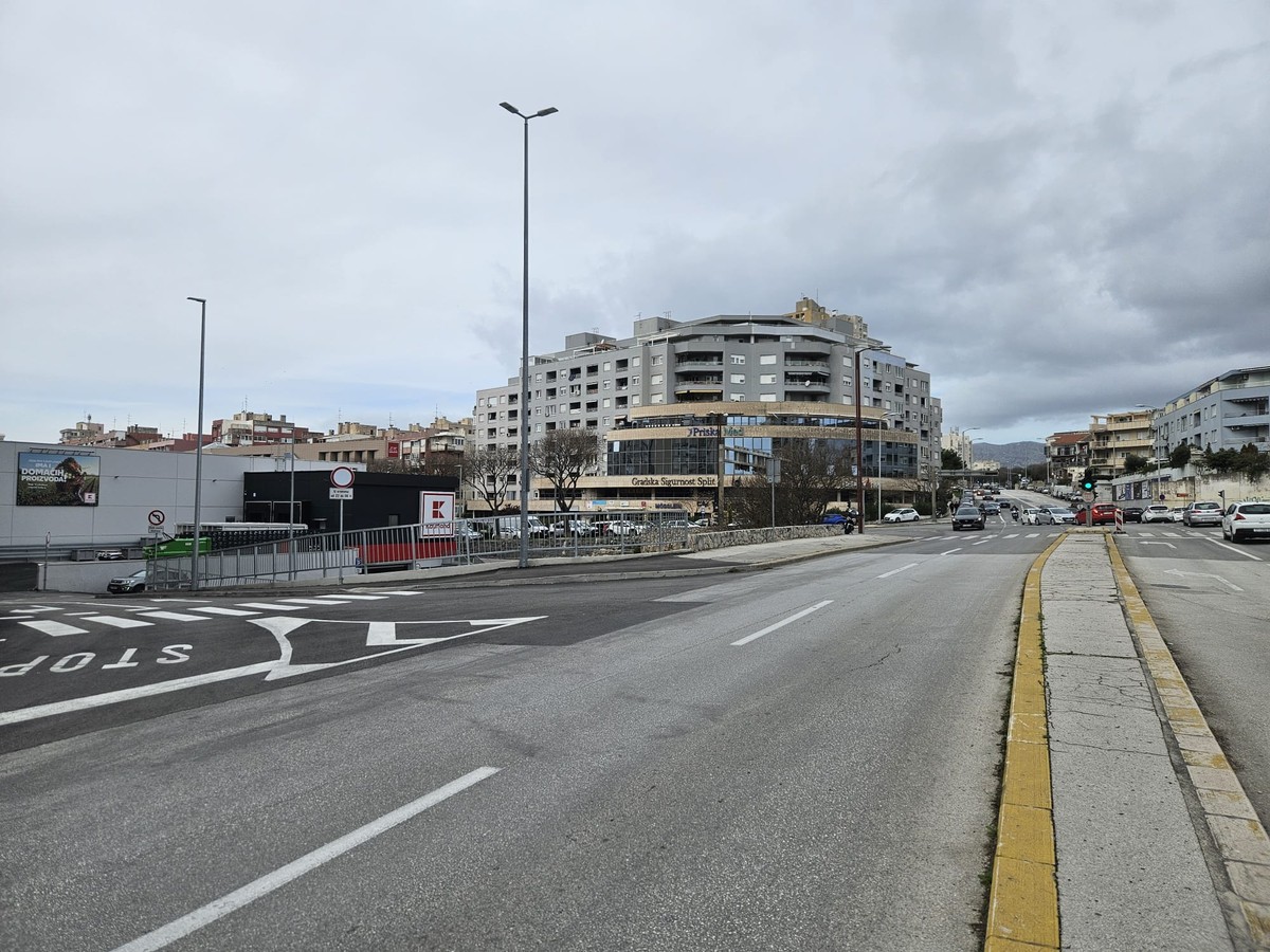 VIDEO Stanari upozoravaju na prometni kaos zbog novoizgrađenog Kauflanda na Trsteniku