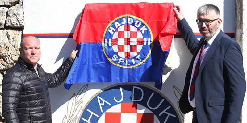 U Dubrovniku svečano otkrivena spomen ploča Niku Nardelliju 