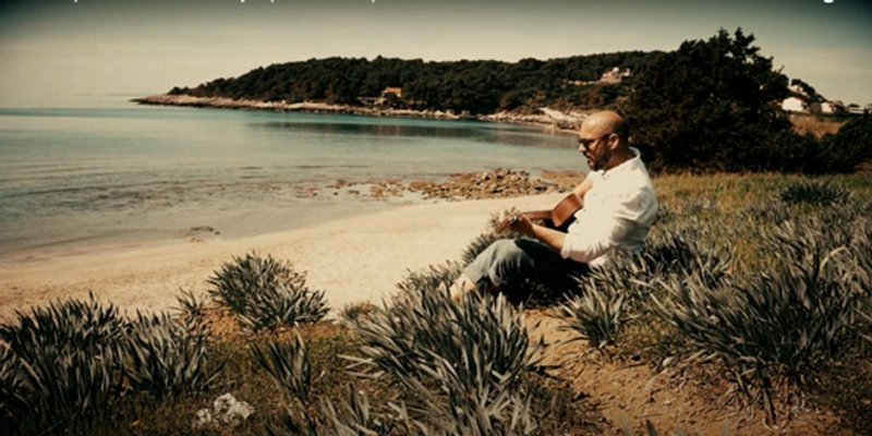 VIDEO Bruno Filipović debitira na CMC festivalu s pjesmom 'O čemu razmišljaš'