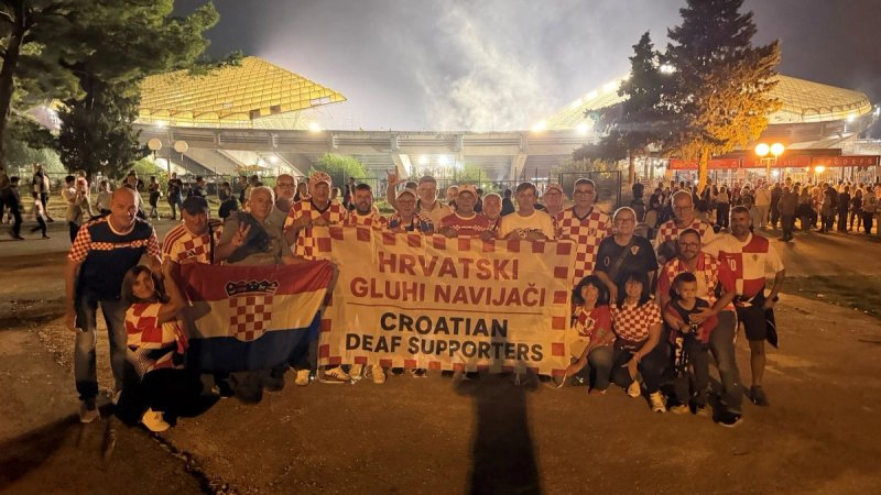 Gluhi navijači stigli na Poljud pa poslali poruku: 'Želimo novi stadion'