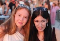 'Pumpaj Seve': Originalnim naočalama poslale poruku uoči Severinina koncerta u Primoštenu