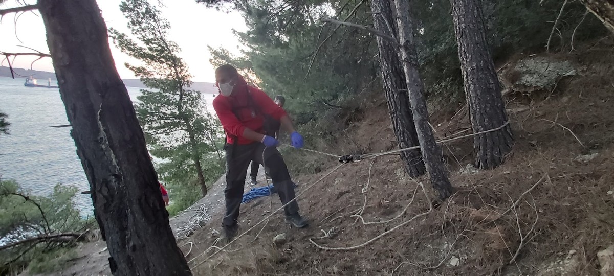 Muškarac na Kašjunima pao s 10 metara na stijene 