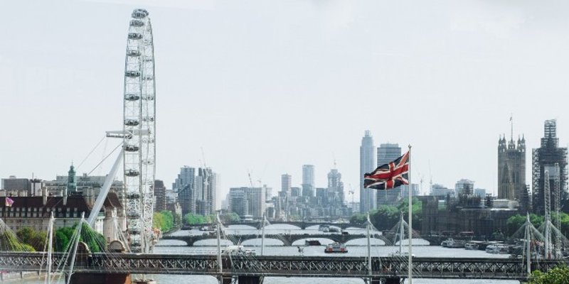 Boris Johnson se obratio naciji i najavio nove mjere protiv koronavirusa